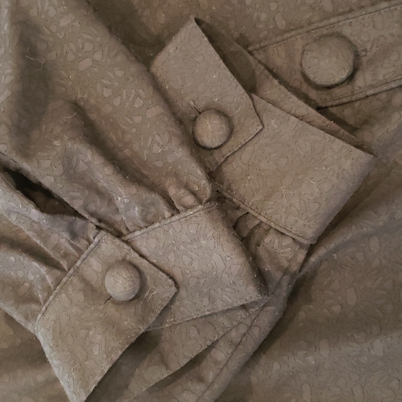 A.N.A - Picture 10 of 12